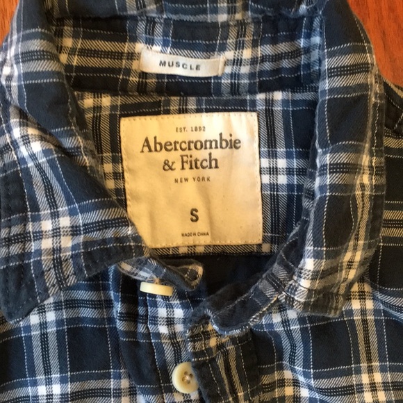 Abercrombie Muscle Blue Flannel Worn Once! - Picture 3 of 3